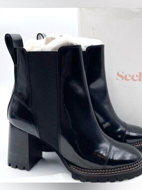 See By Chloé Mallory glossed-leather Chelsea boots